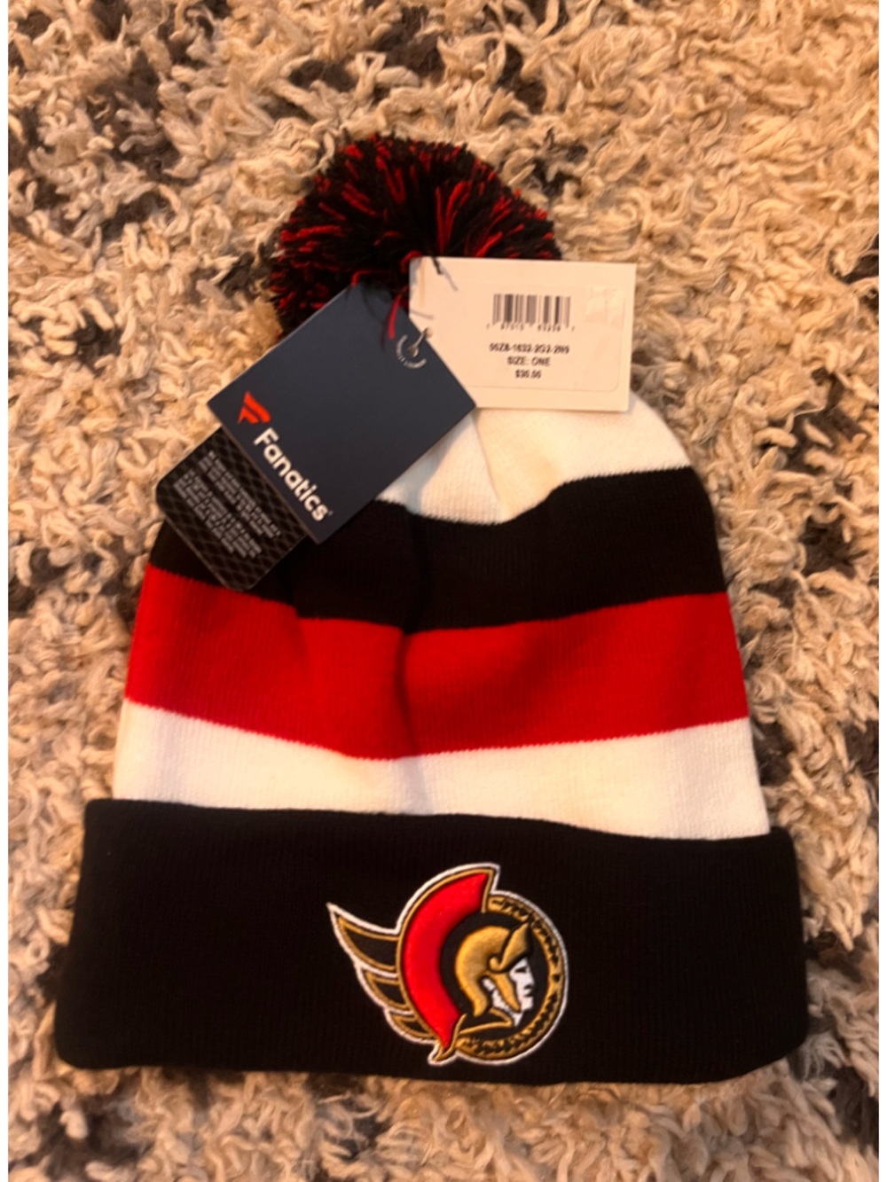 NWT Fanatics Ottawa Senators Black and White Knit Beanie with NHL Logo

NWT!